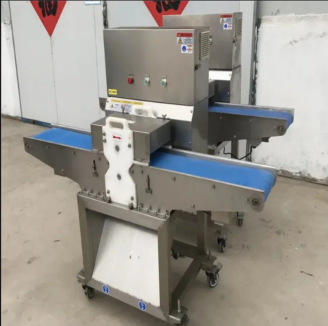 Vistas krūtiņas šķēlums, liellopu gaļa, jēra gaļa un cūkgaļas sagriešanas aprīkojums